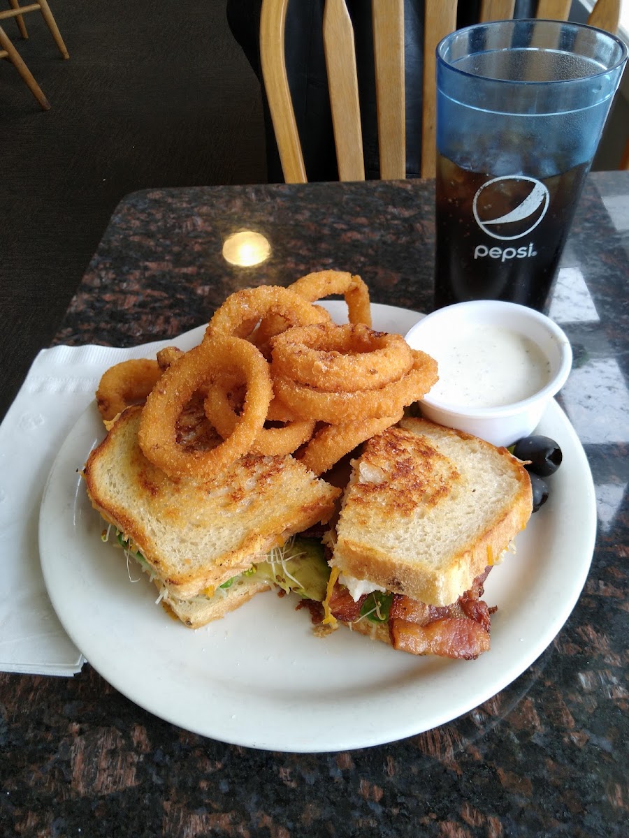 Wings Grill & Espresso Bar-10