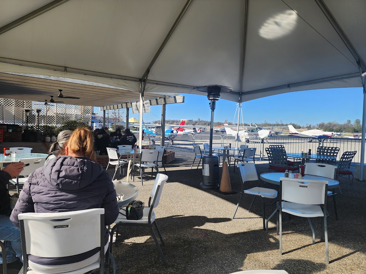 Wings Grill & Espresso Bar-4